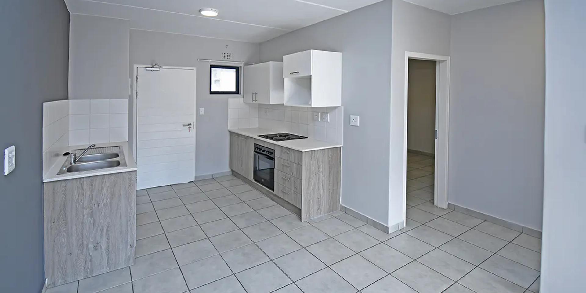 Image 4 of 6