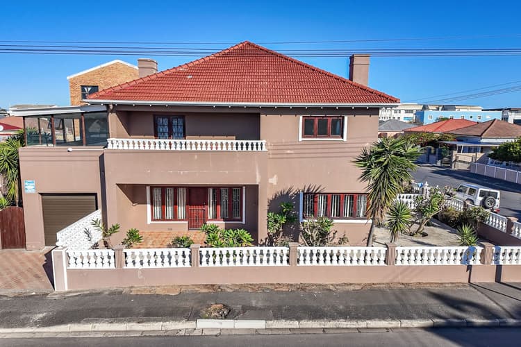 Main property image