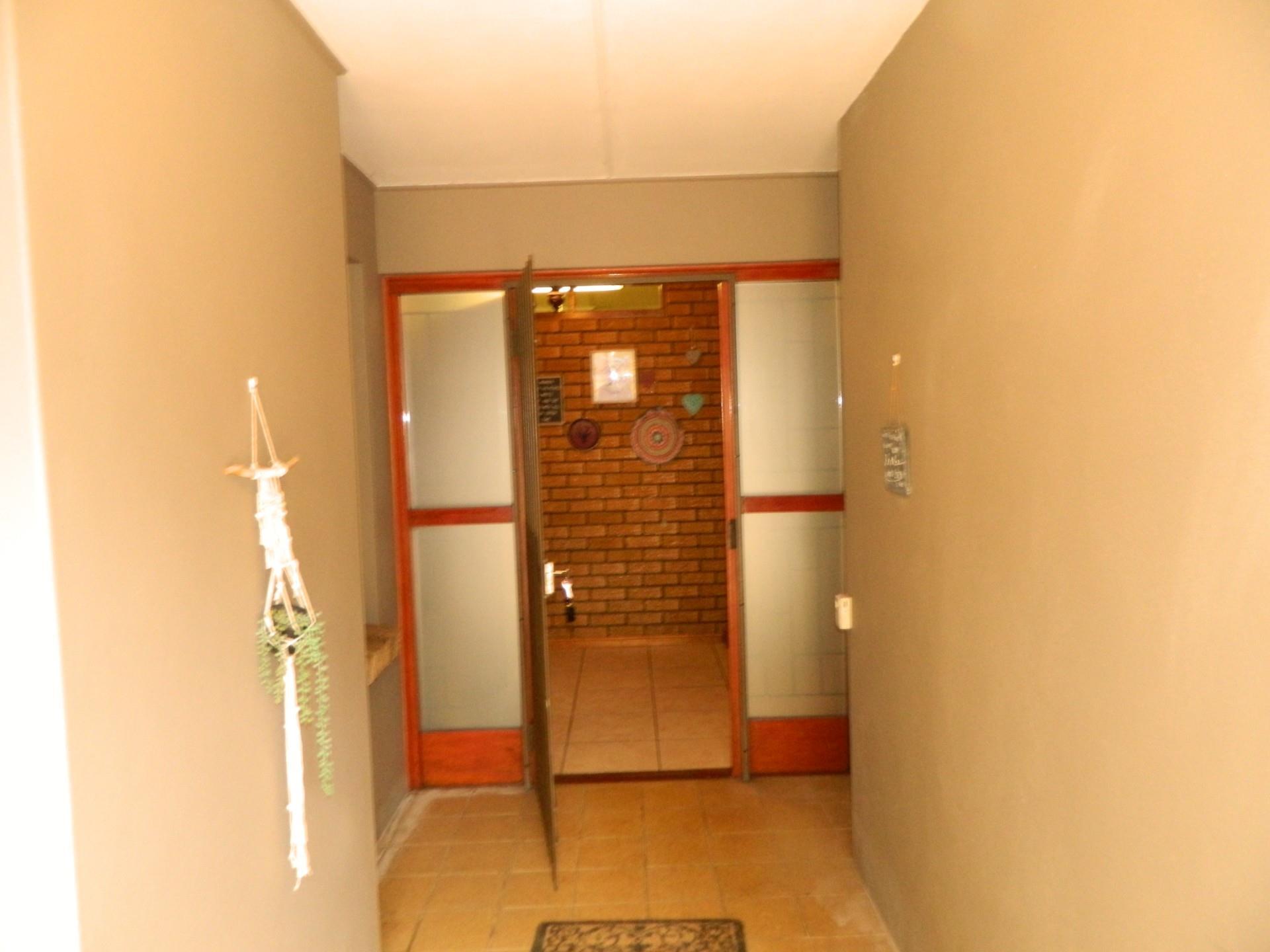 Image 3 of 6
