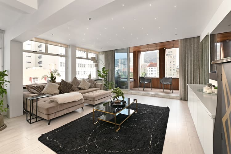 Main property image