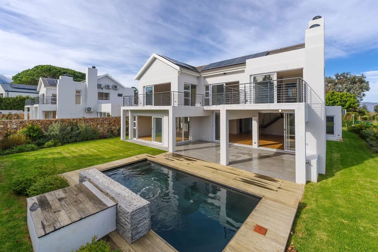 Main property image