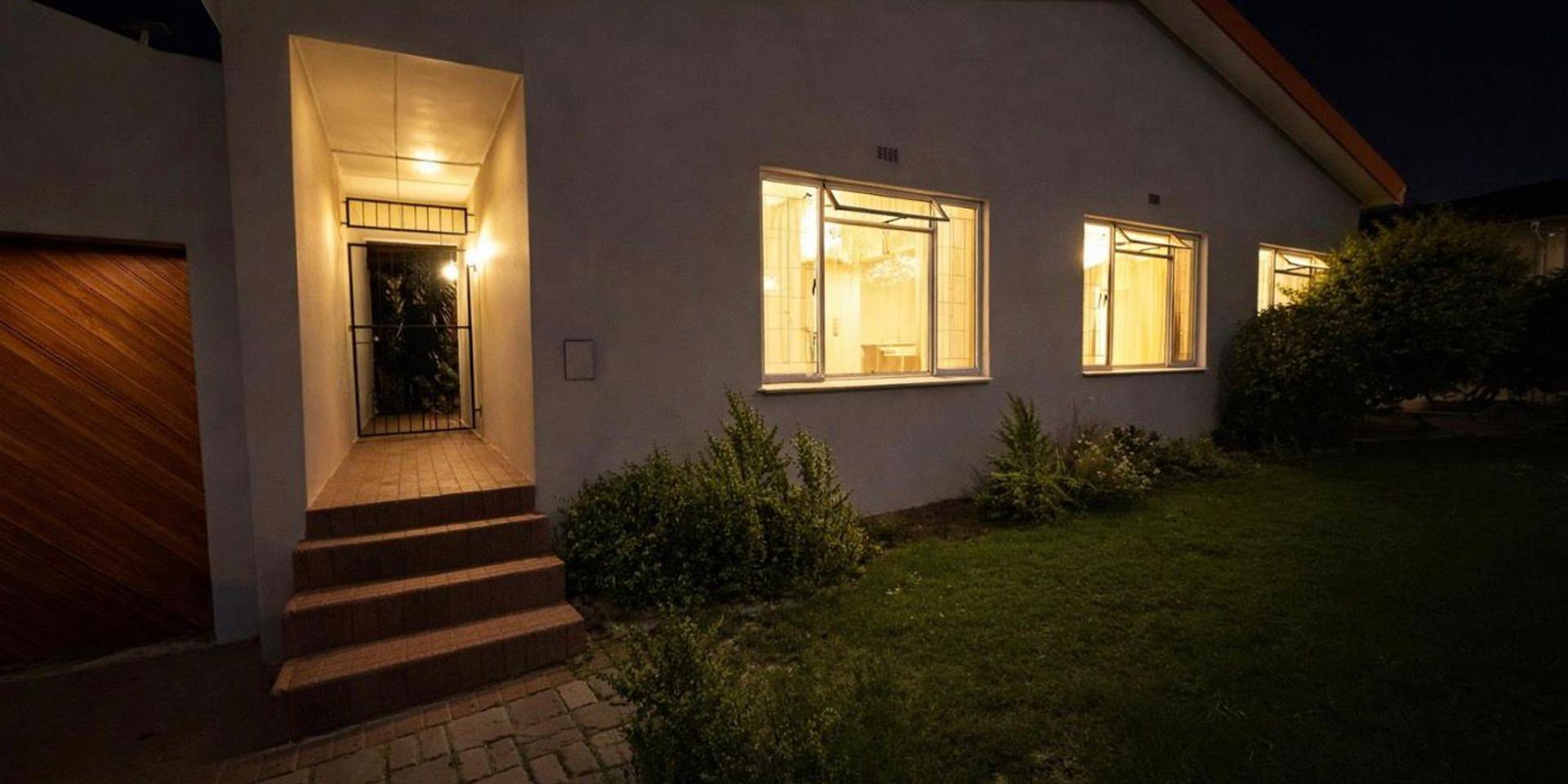 Image 5 of 6