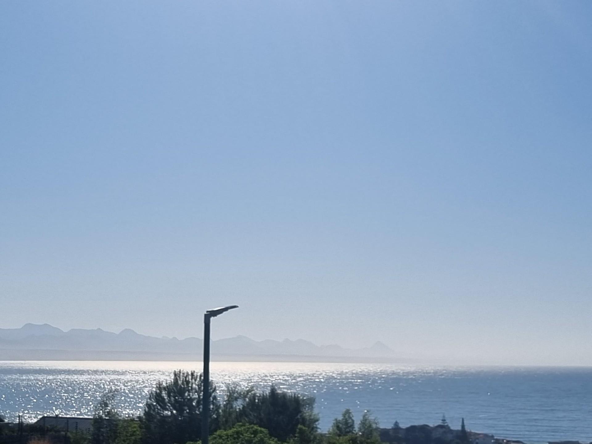Image 4 of 6