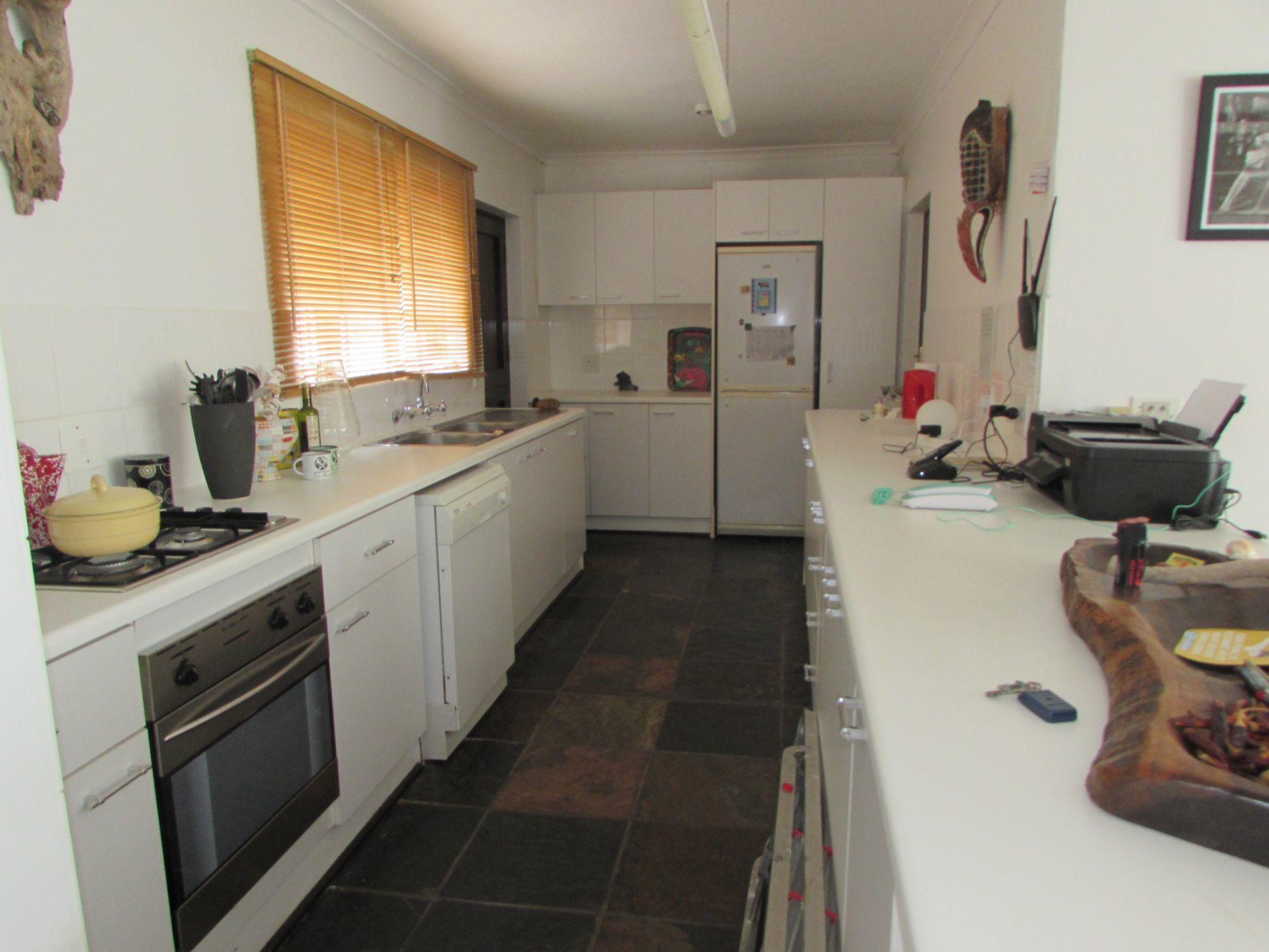 Image 5 of 6