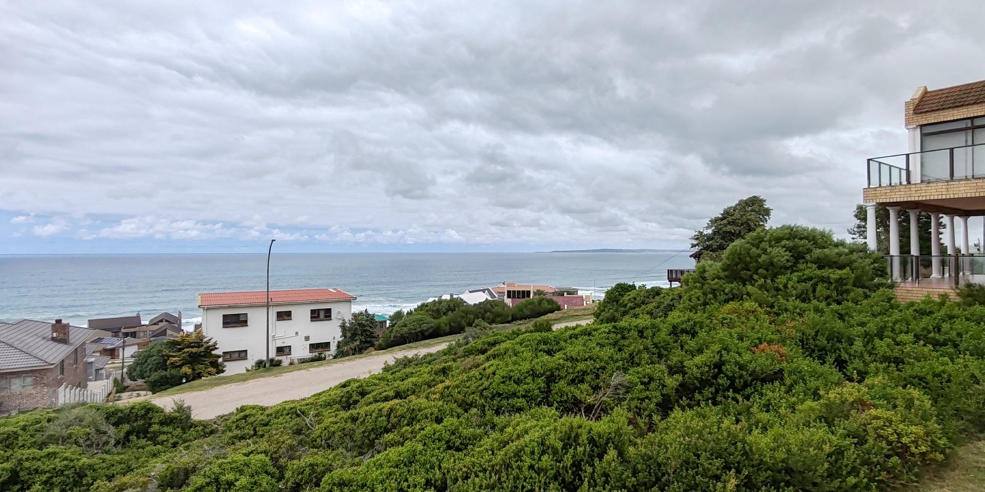 Image 4 of 6