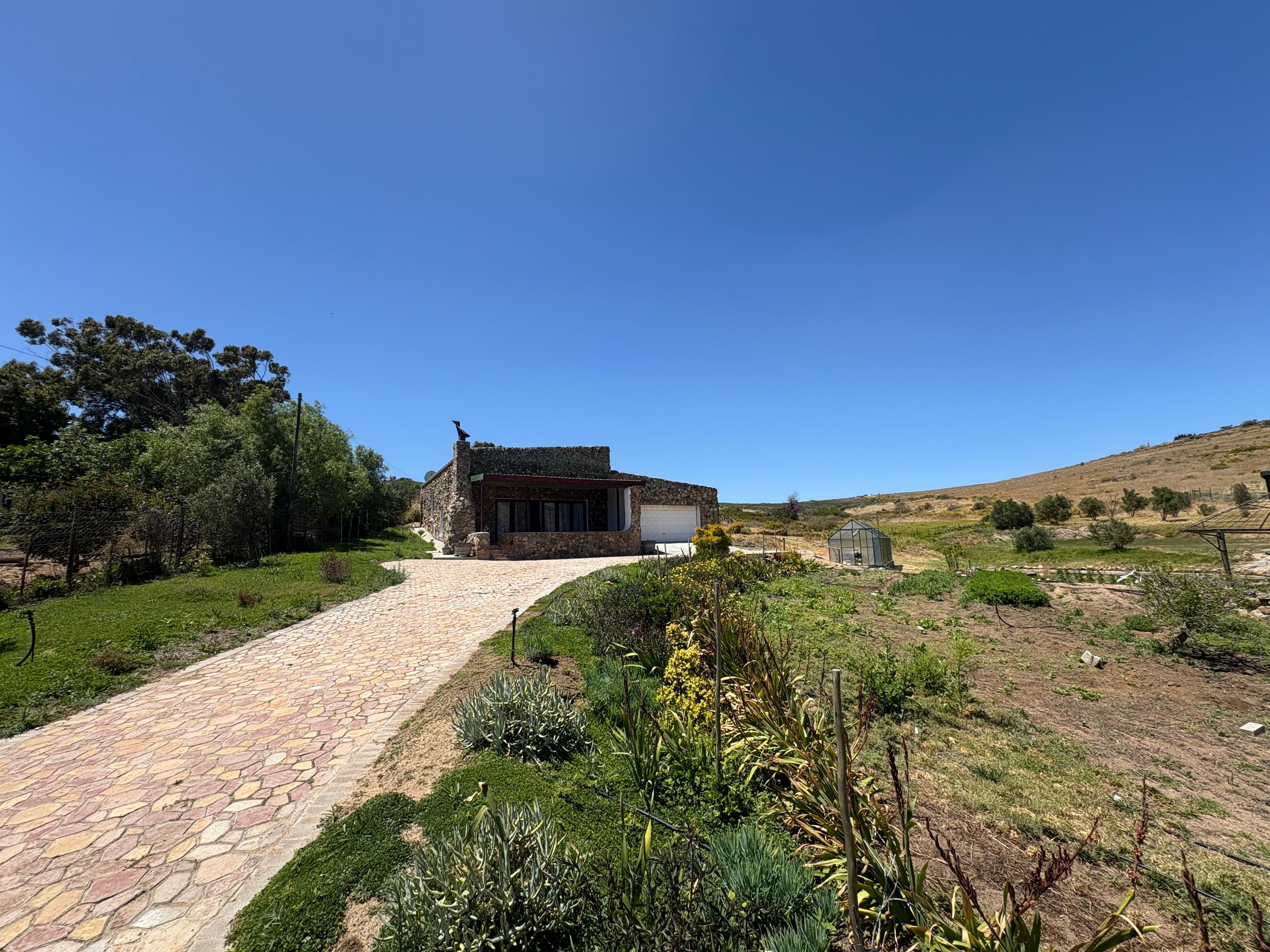 Image 4 of 6