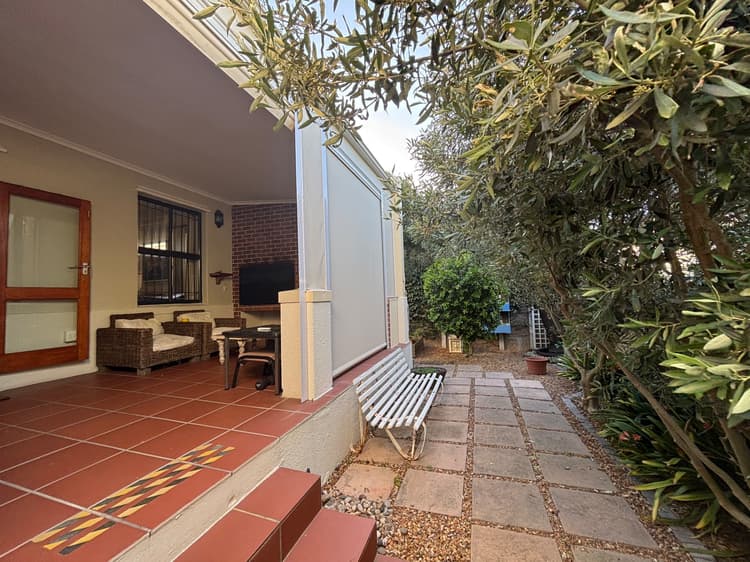 Main property image