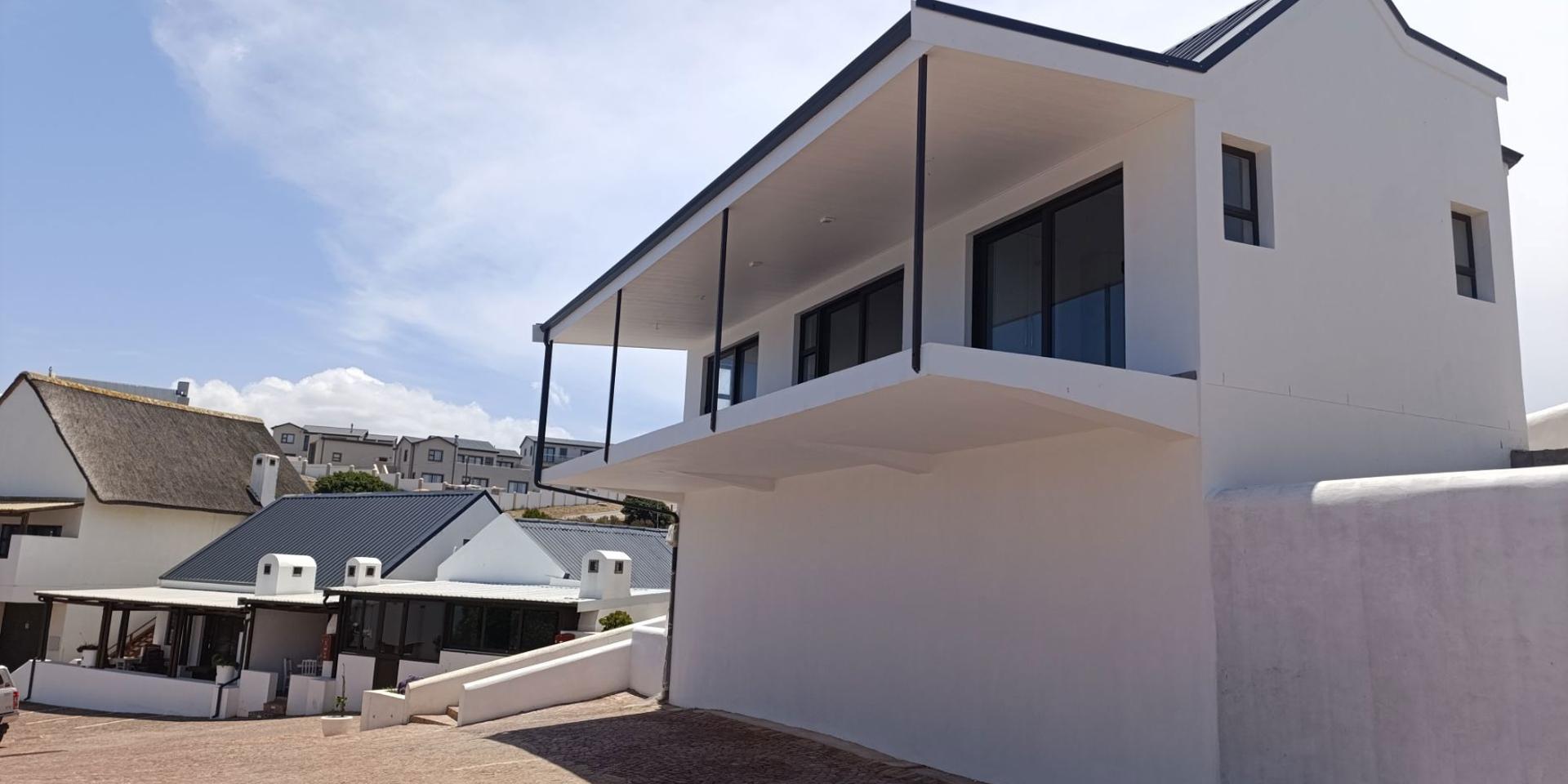 Image 2 of 6
