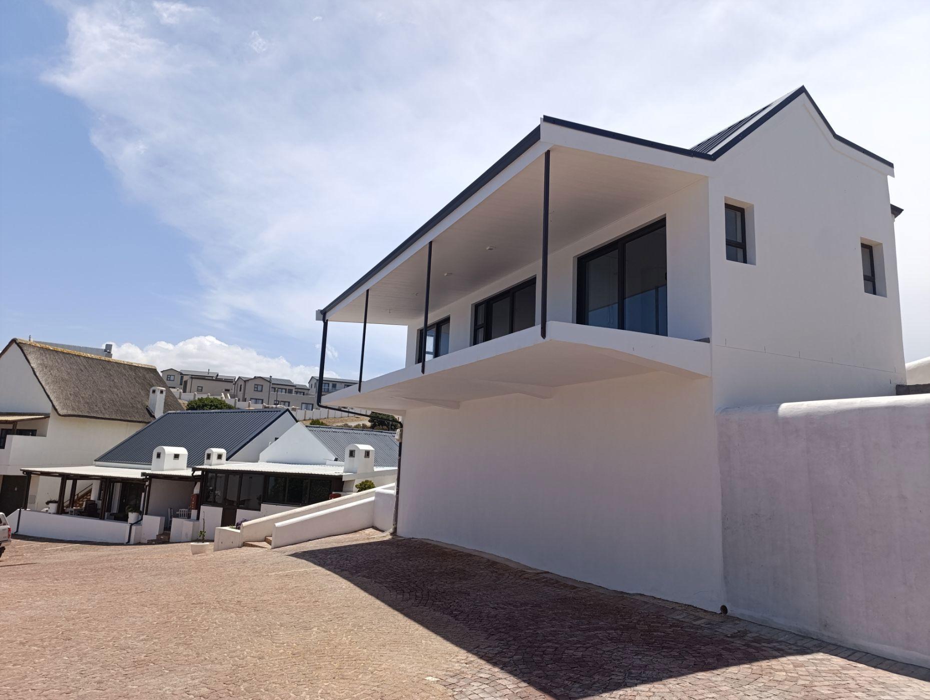 Image 2 of 6