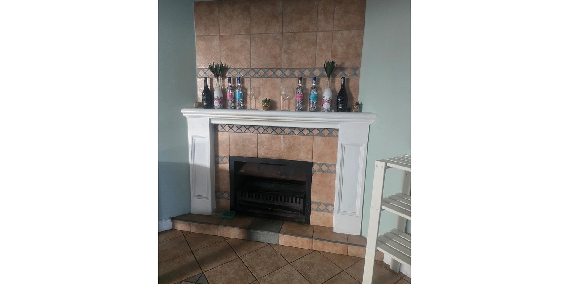 Image 3 of 6