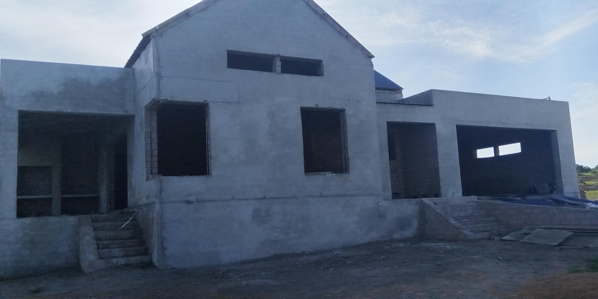 Image 4 of 6