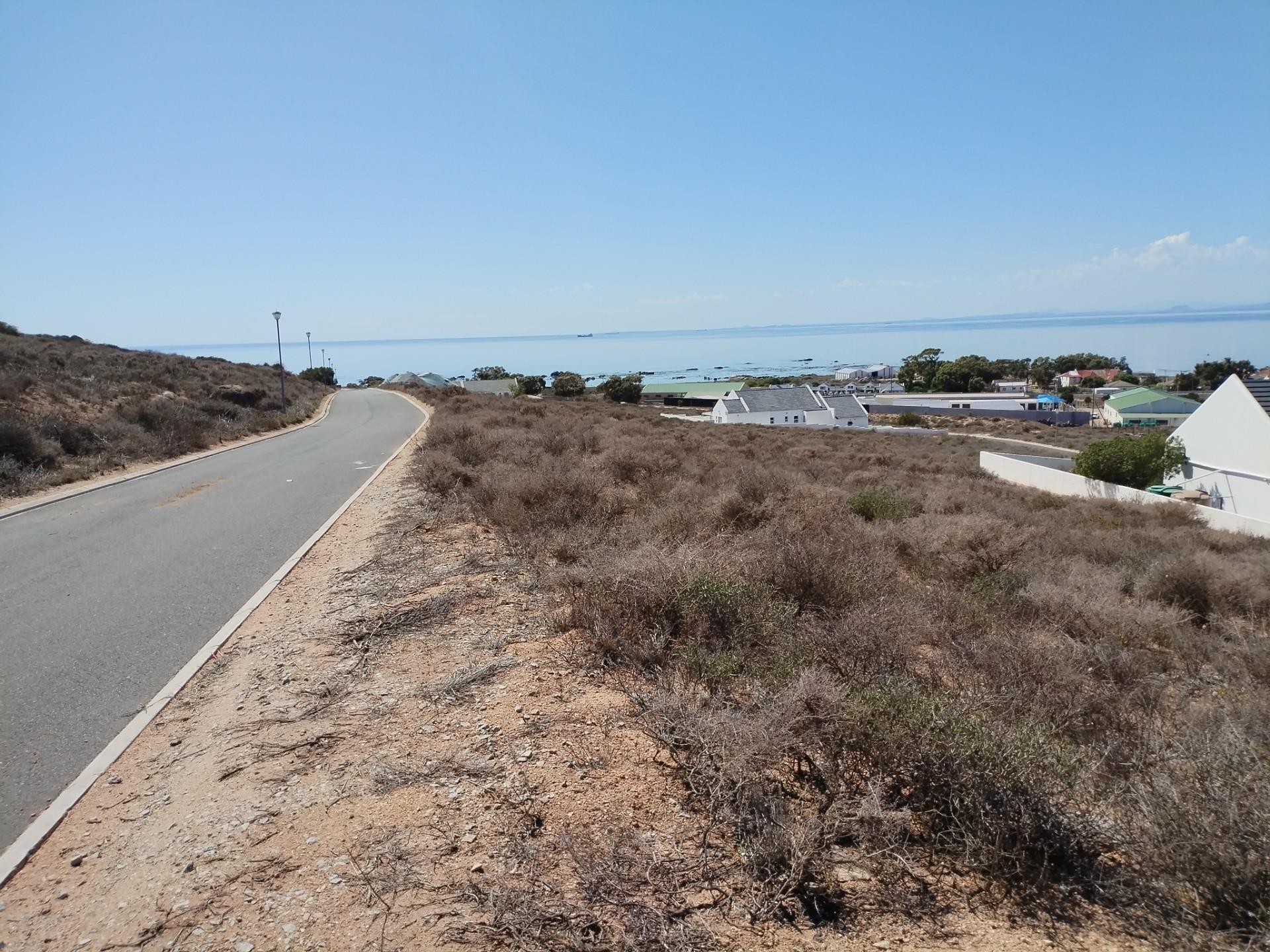 Image 4 of 6