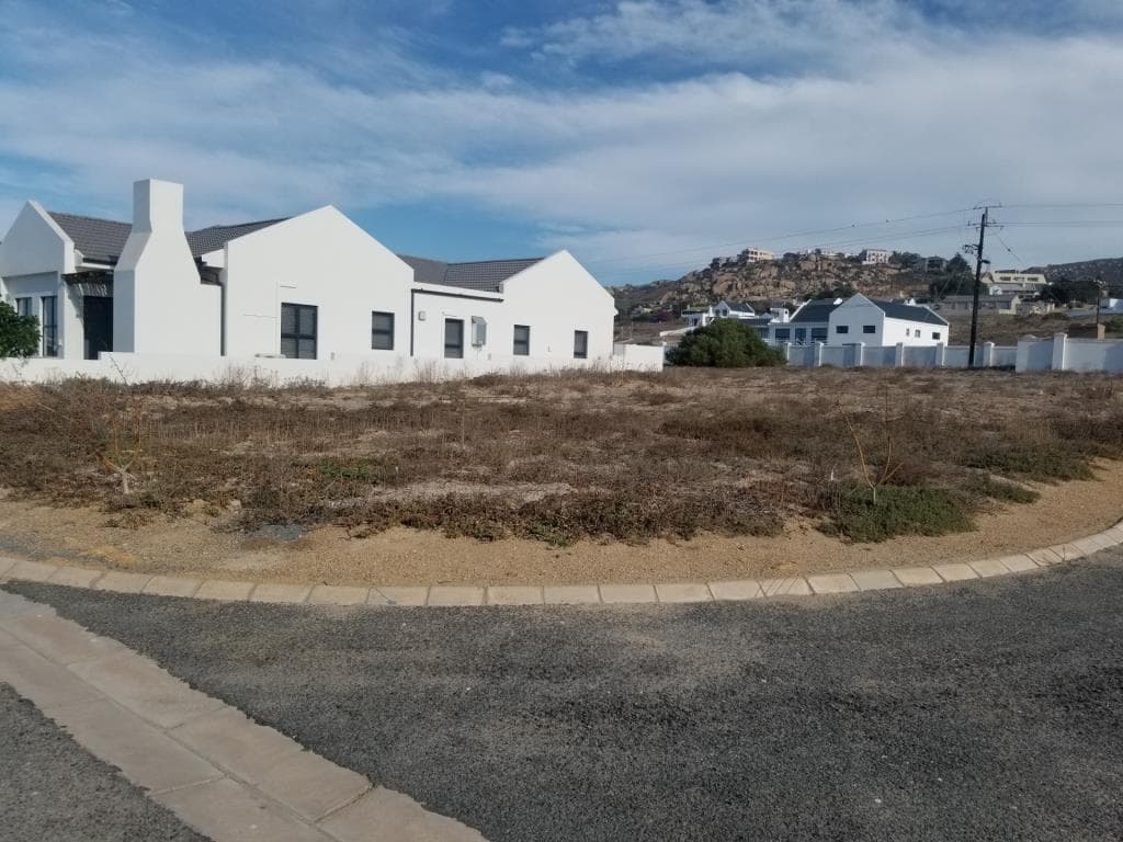 Image 2 of 6