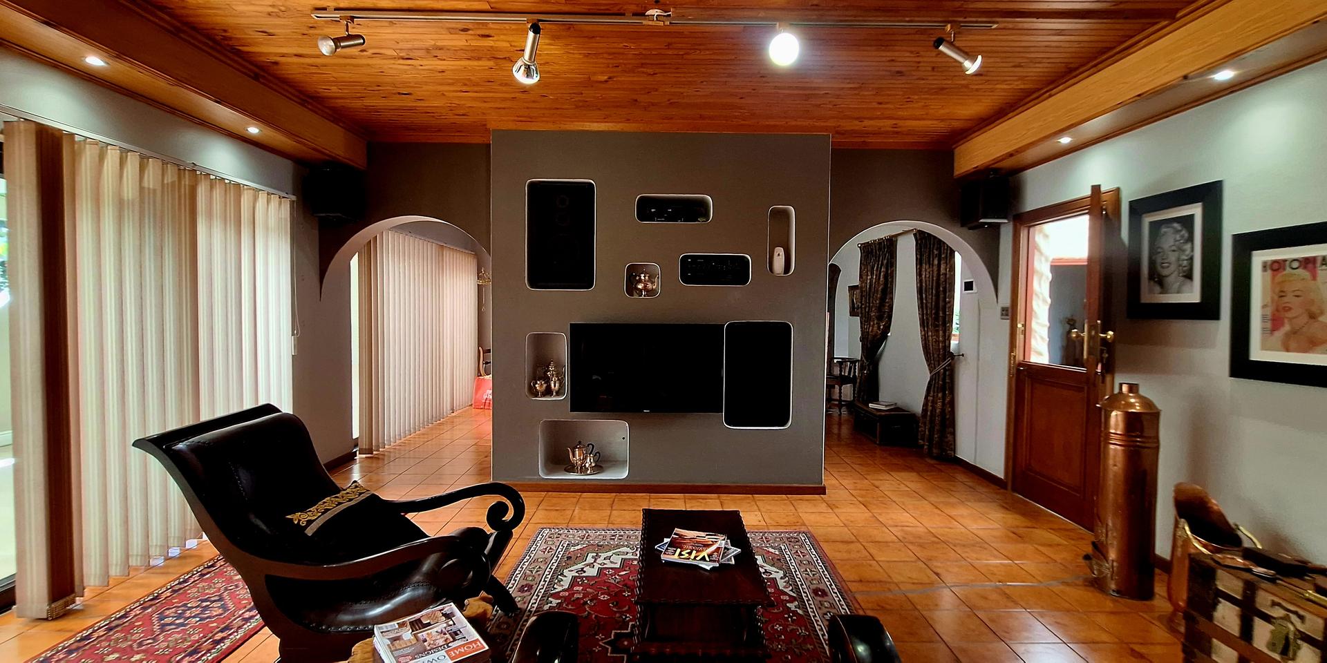 Image 3 of 6