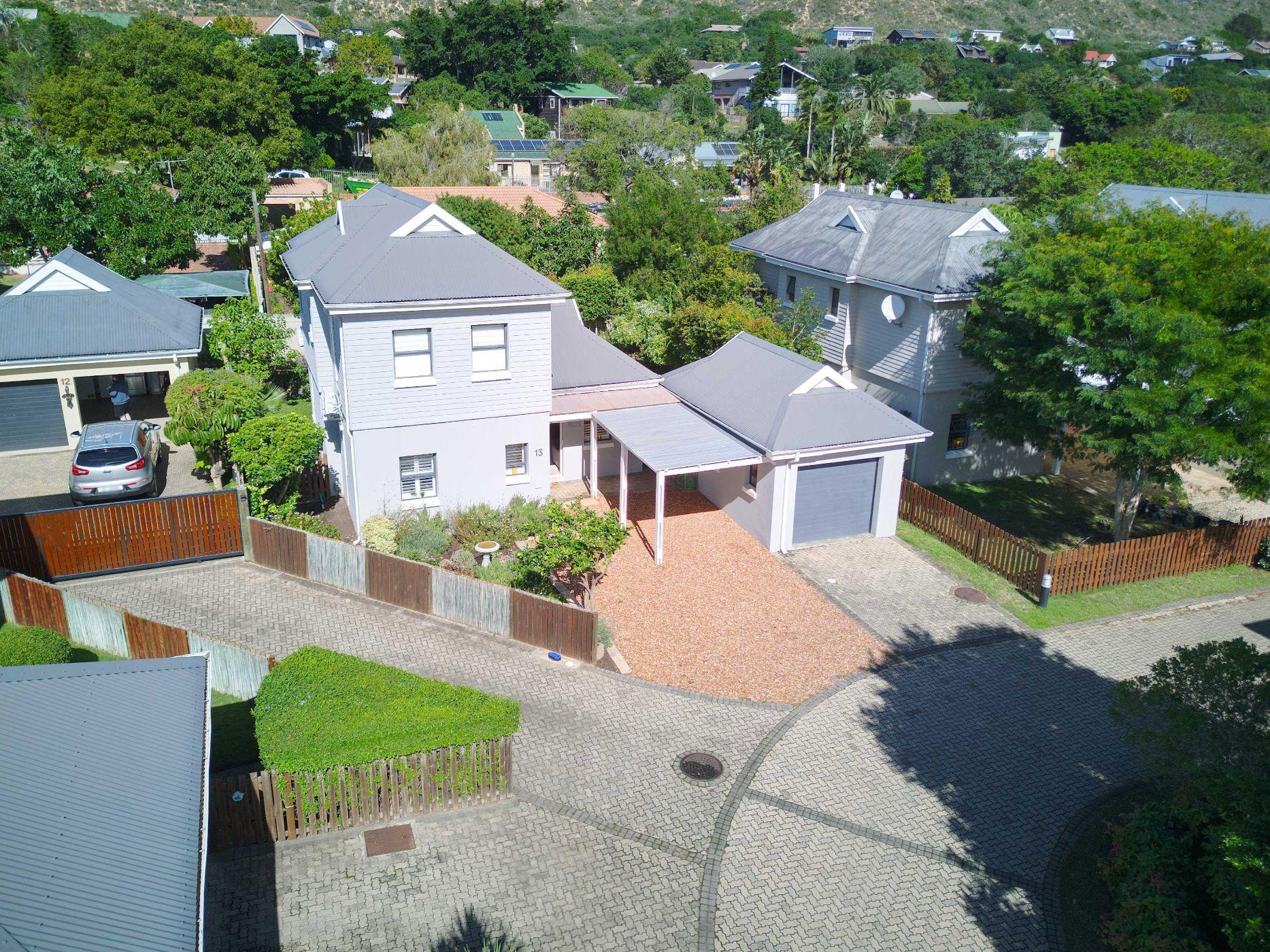 Image 2 of 6
