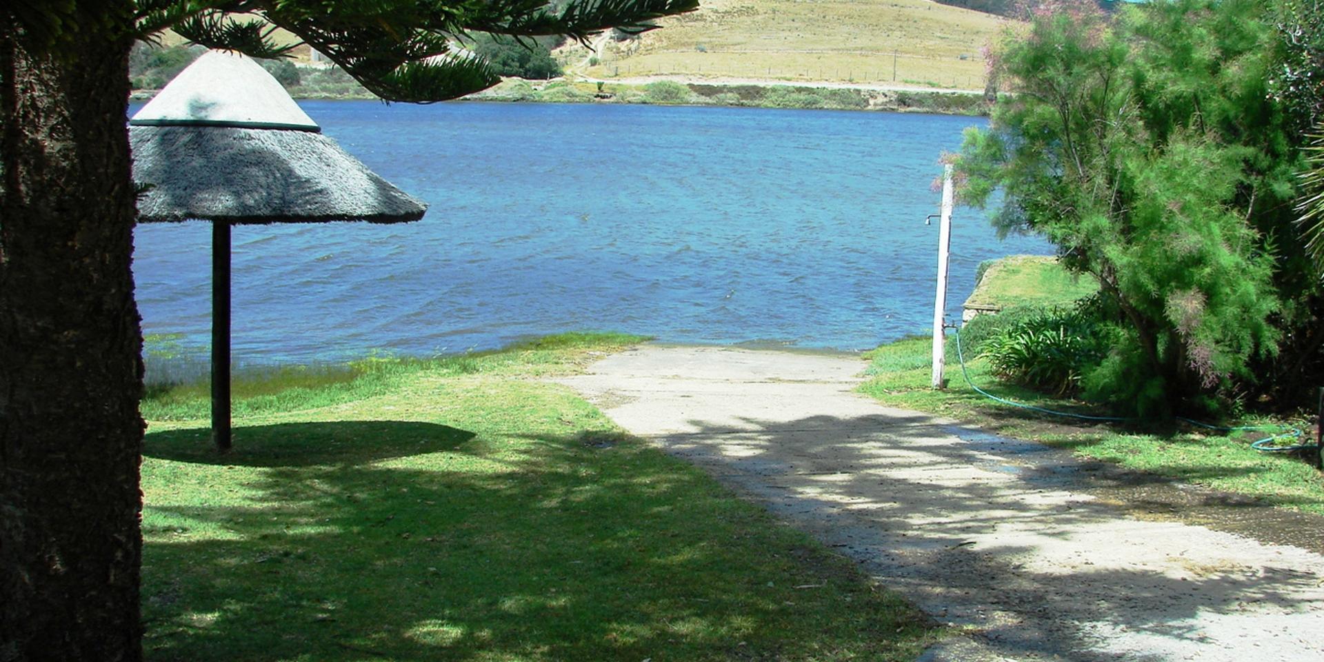Image 4 of 6