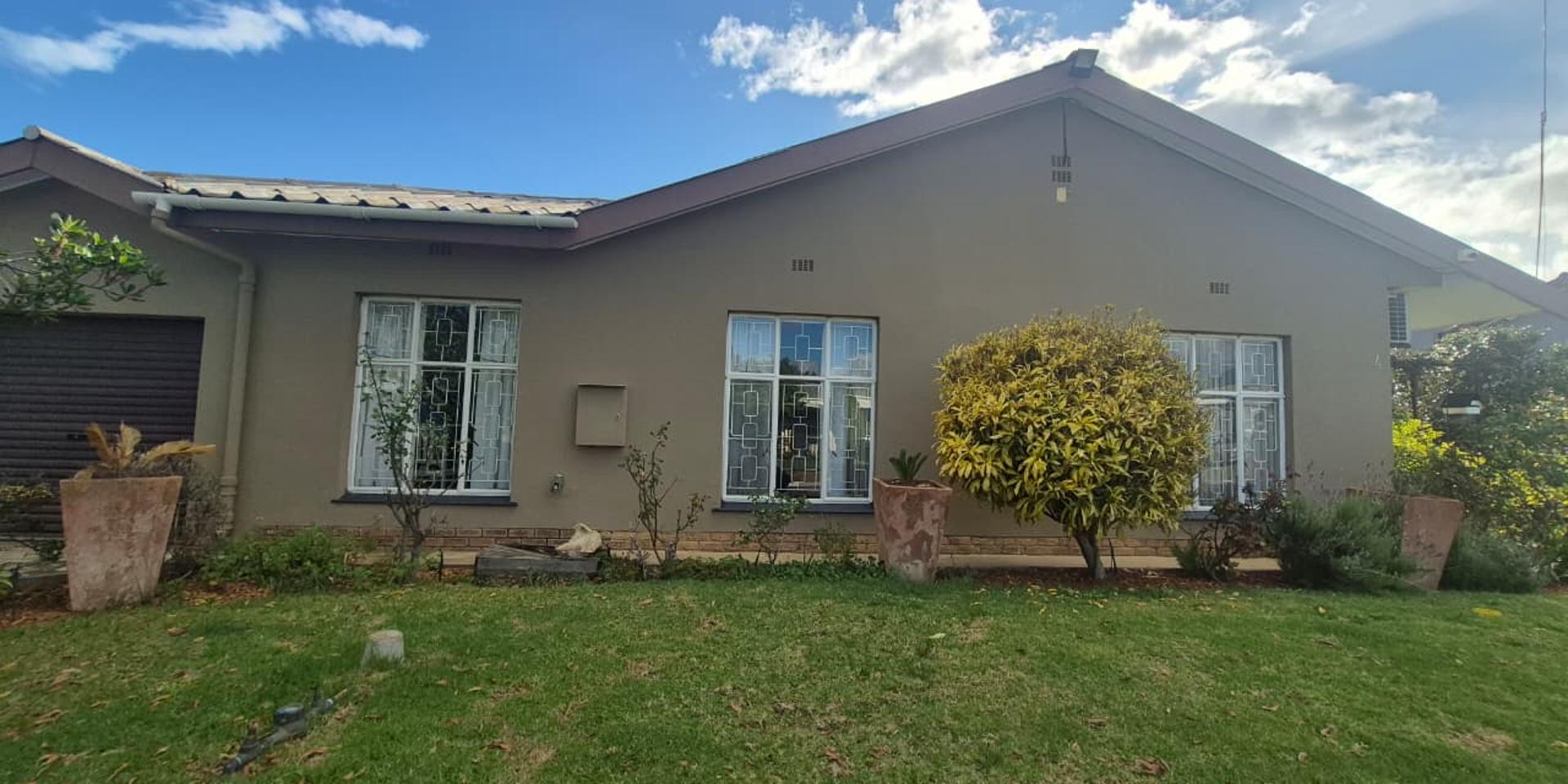 Image 2 of 6