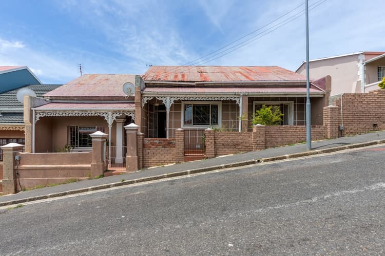 Main property image