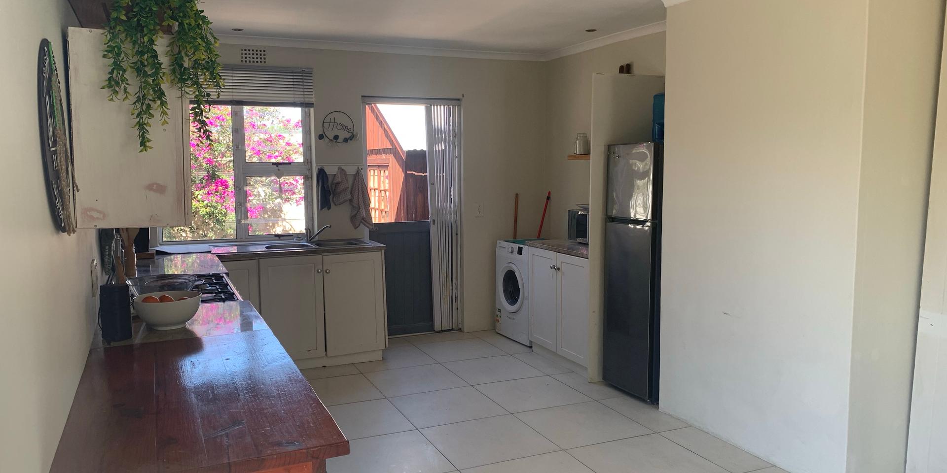 Image 5 of 6