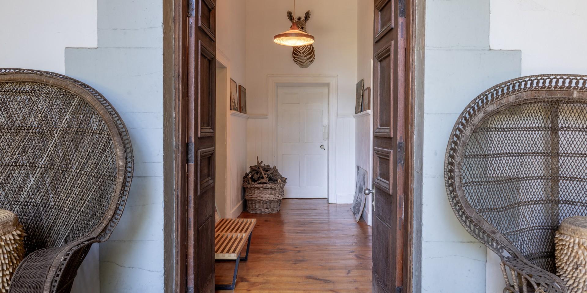 Image 3 of 6