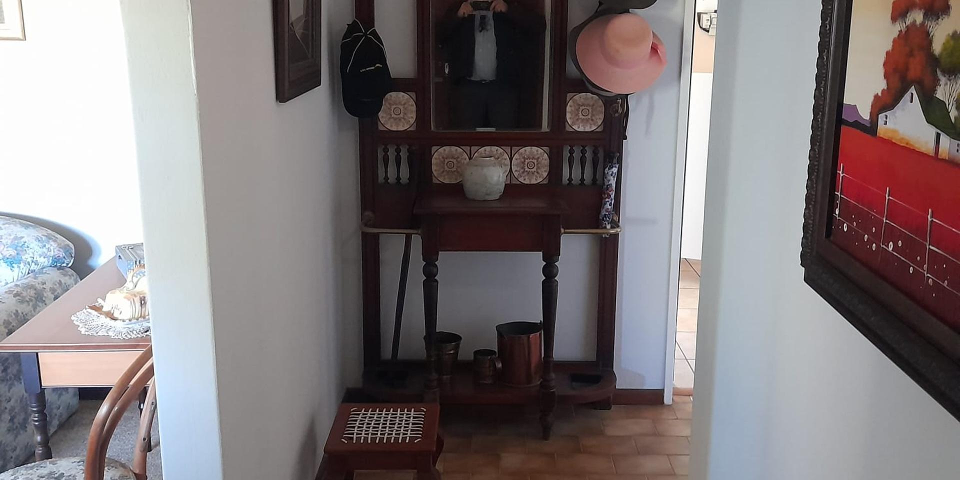 Image 3 of 6
