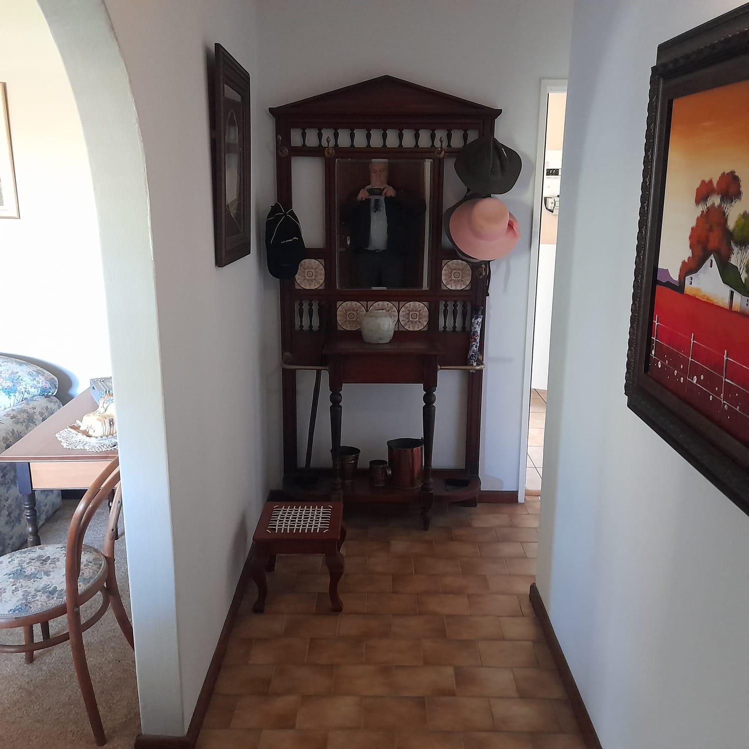 Image 3 of 6