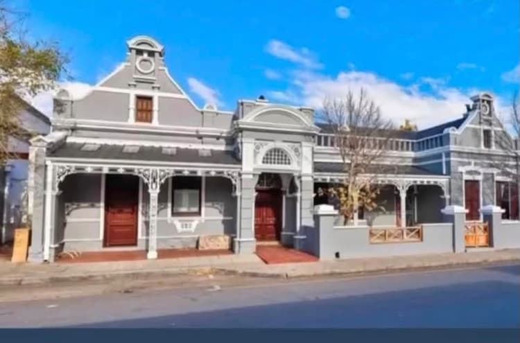 Main property image