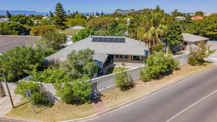 Main property image