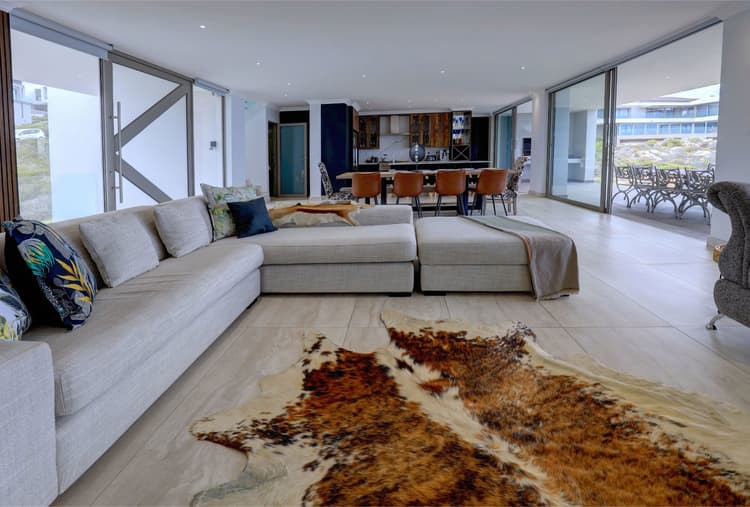 Main property image