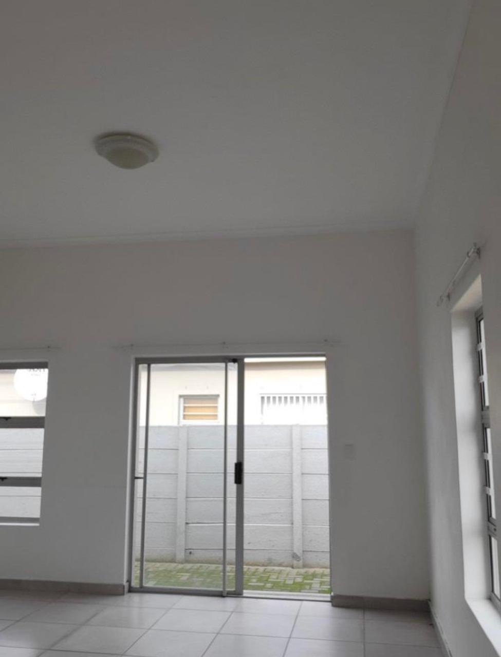 Image 3 of 6