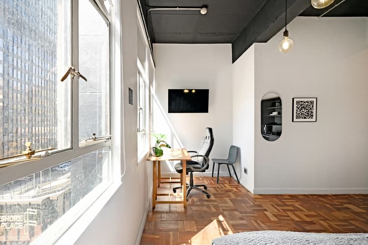 Main property image