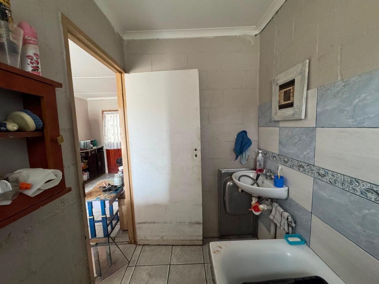 Image 10