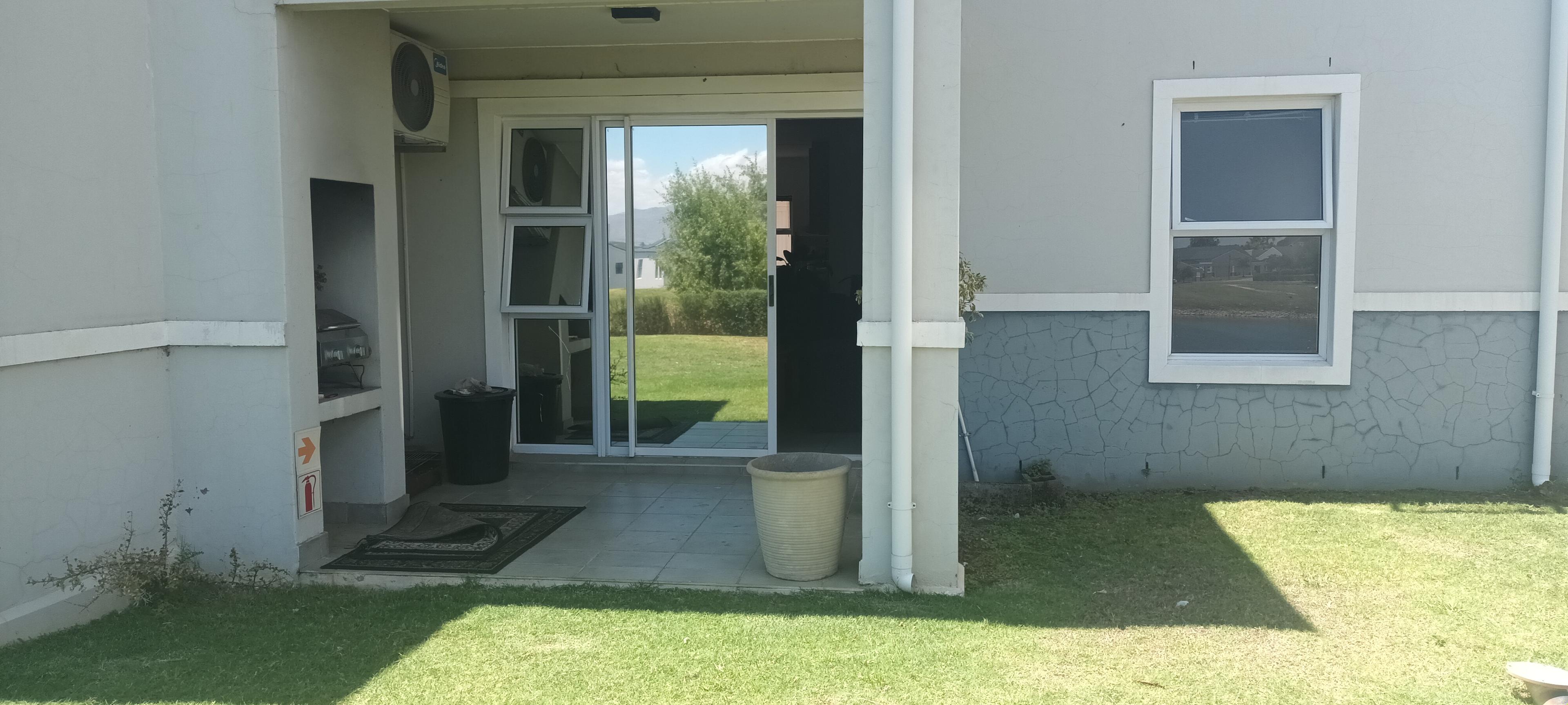 Image 5 of 6