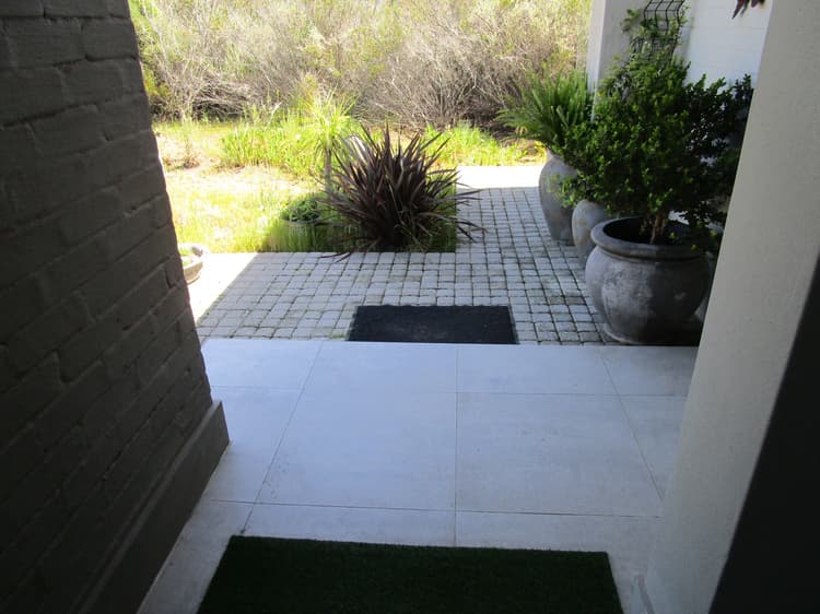 Main property image