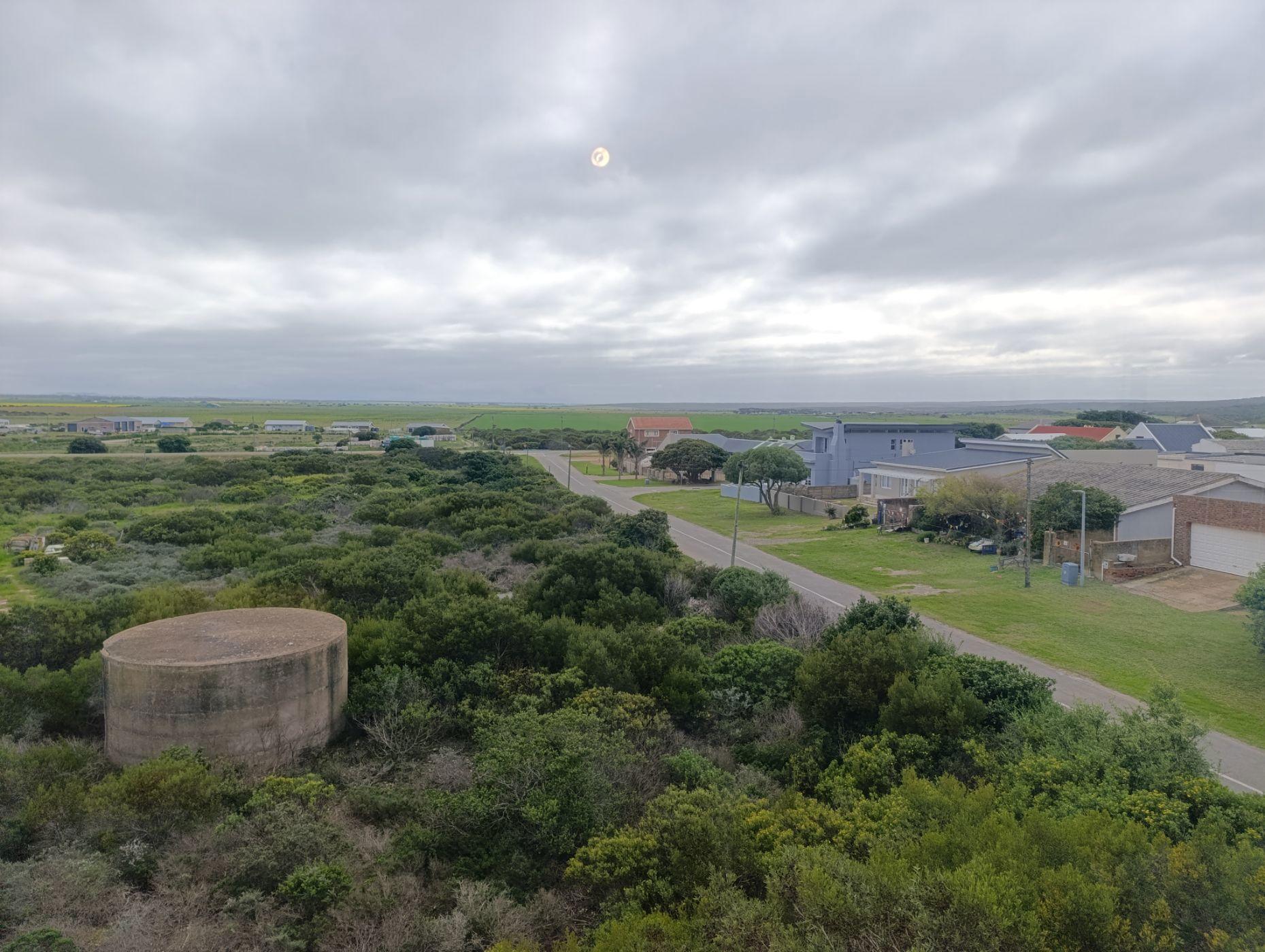 Image 4 of 6