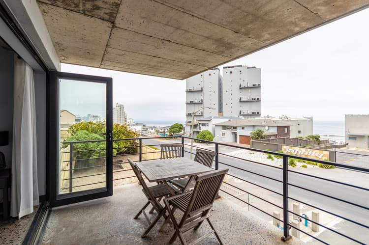Main property image