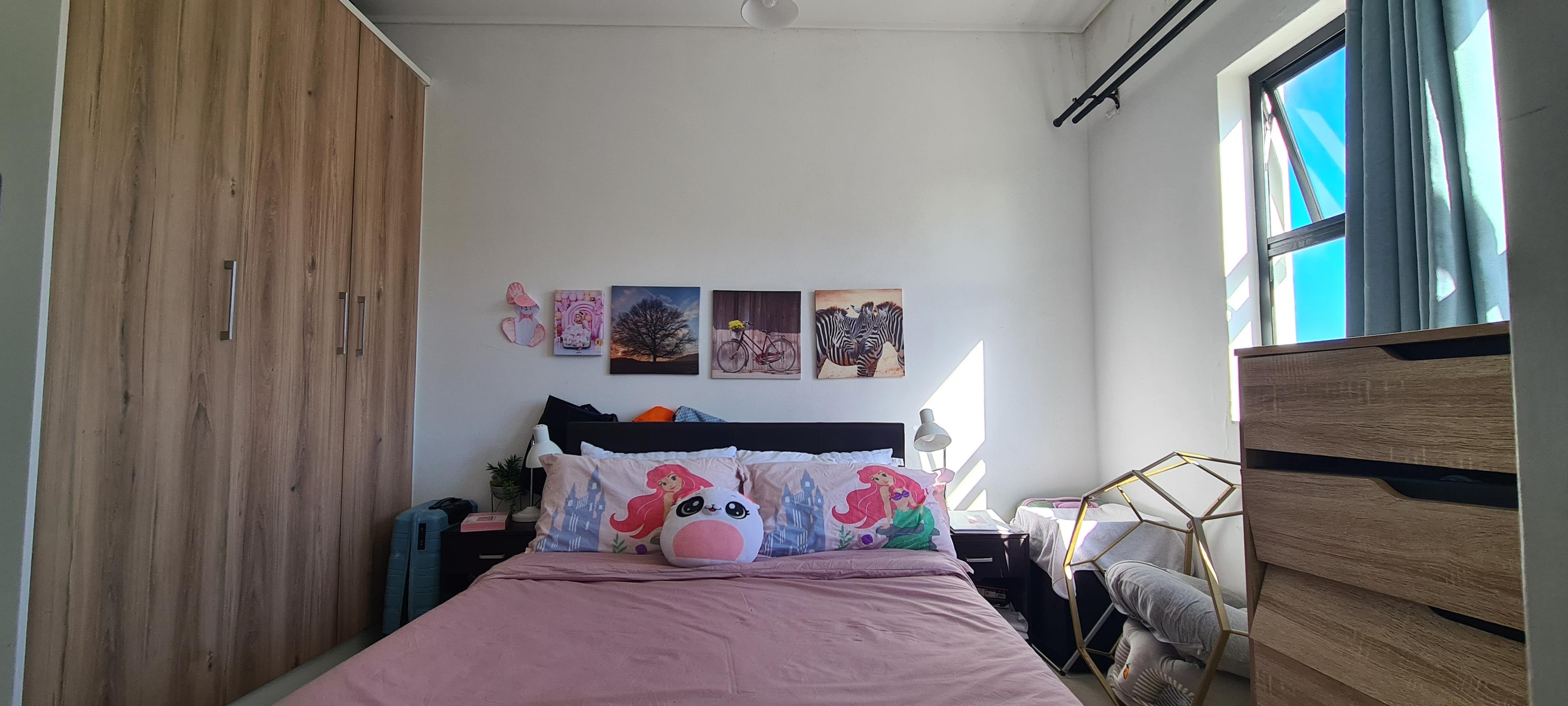 Image 5 of 6