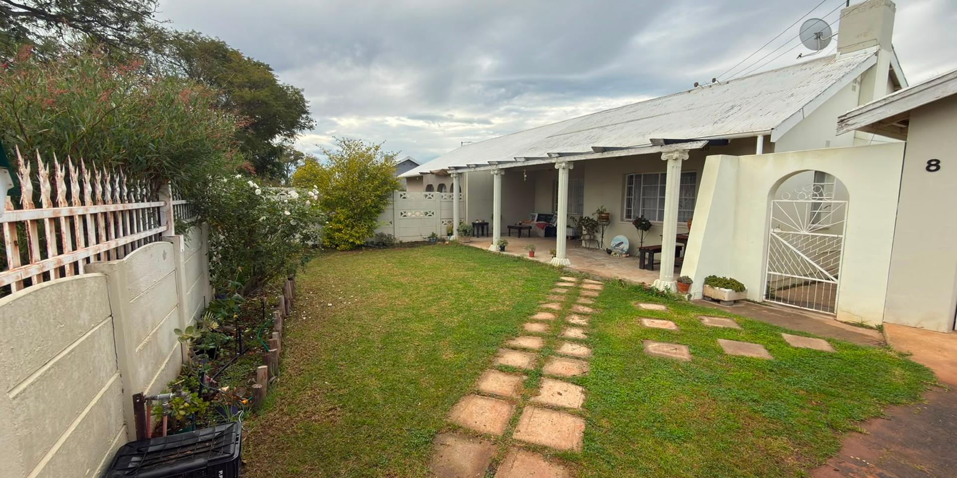 Image 1 of 6
