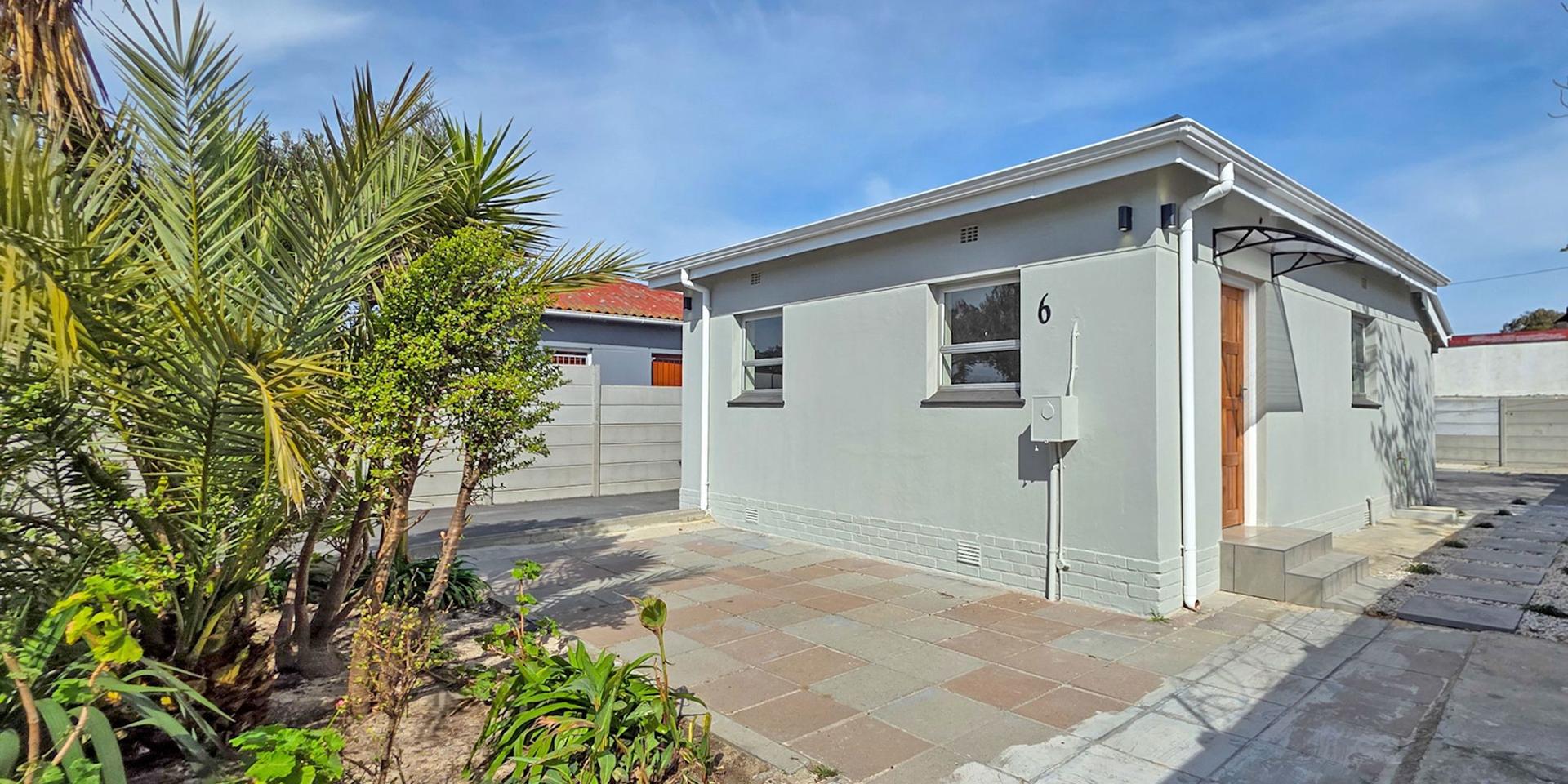 Image 1 of 6