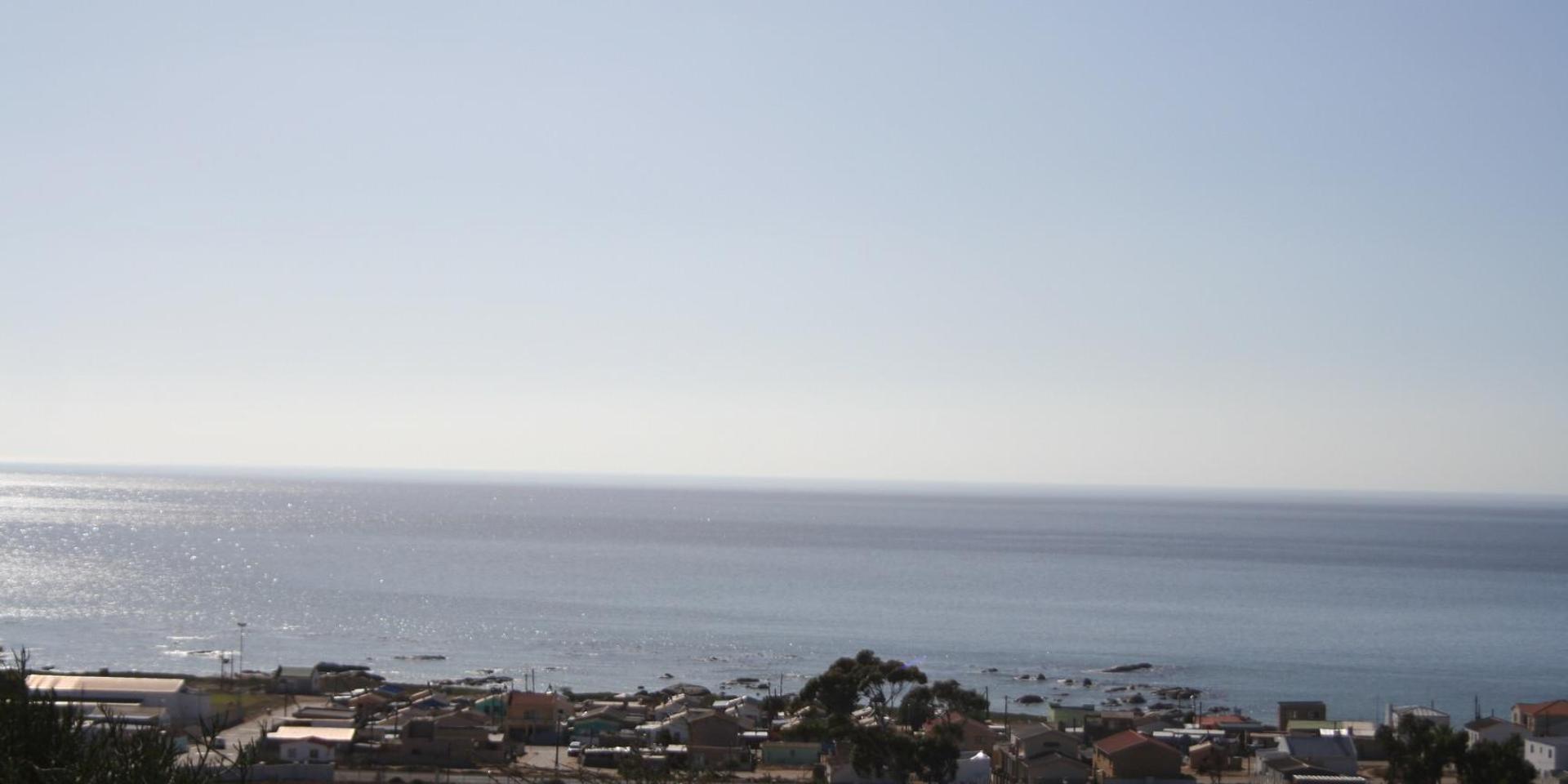 Image 3 of 6