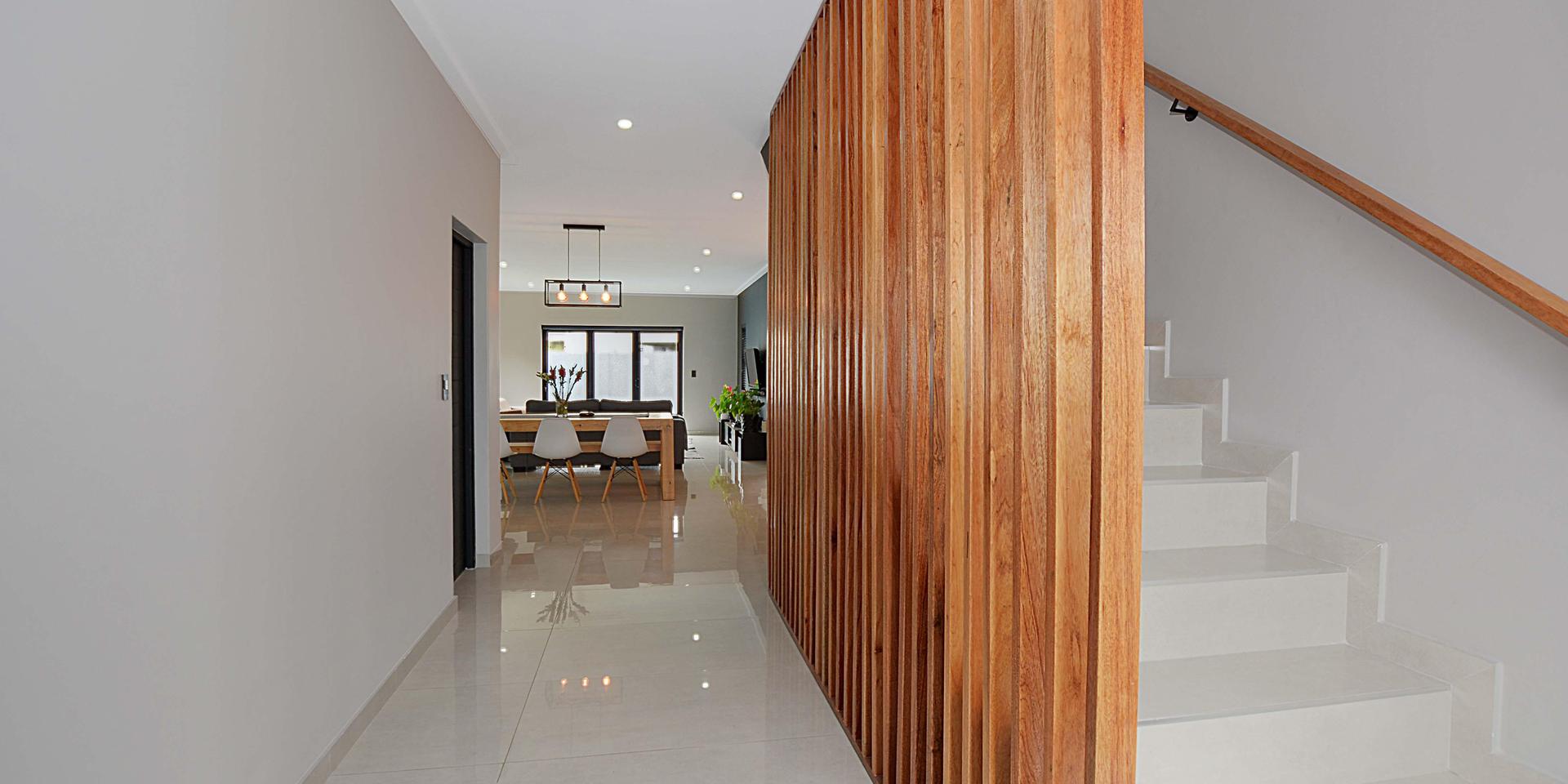 Image 3 of 6