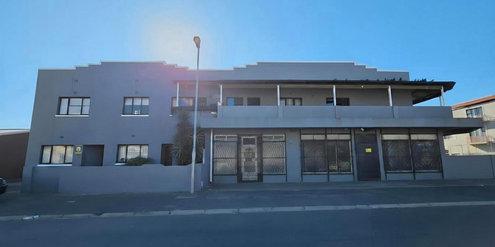 Image 3 of 6