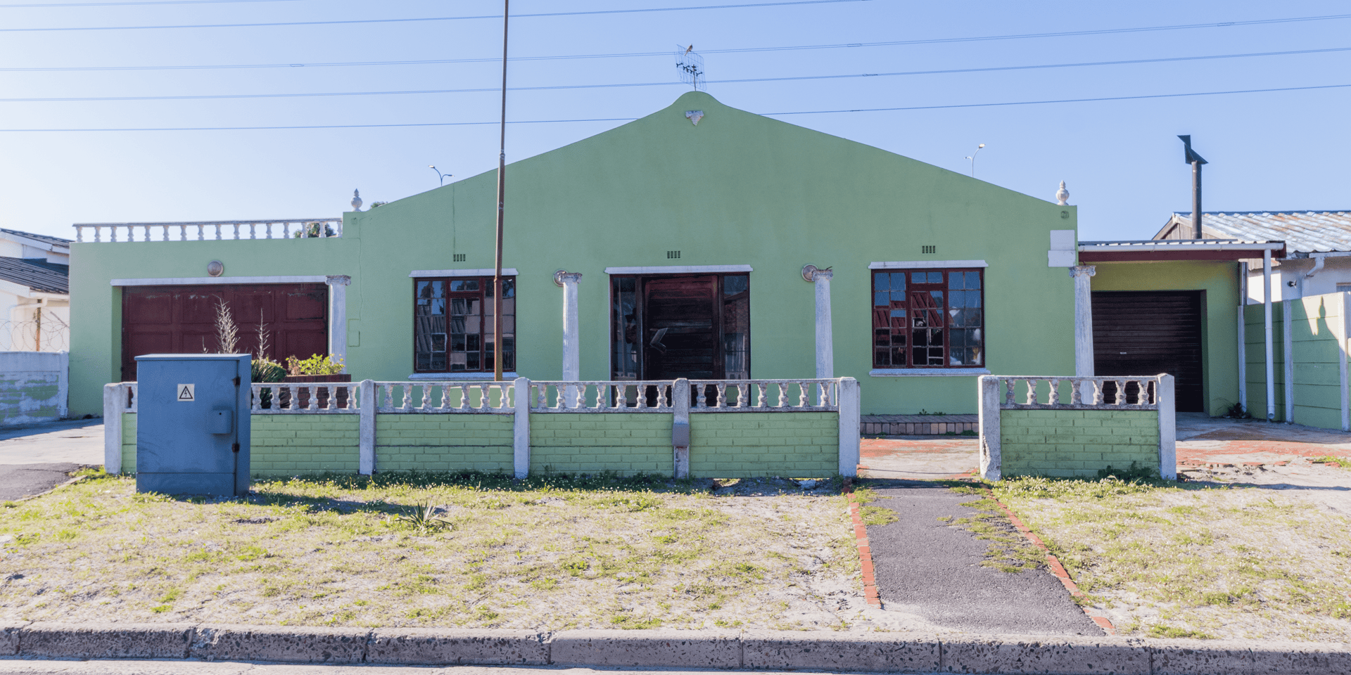 Image 1 of 6