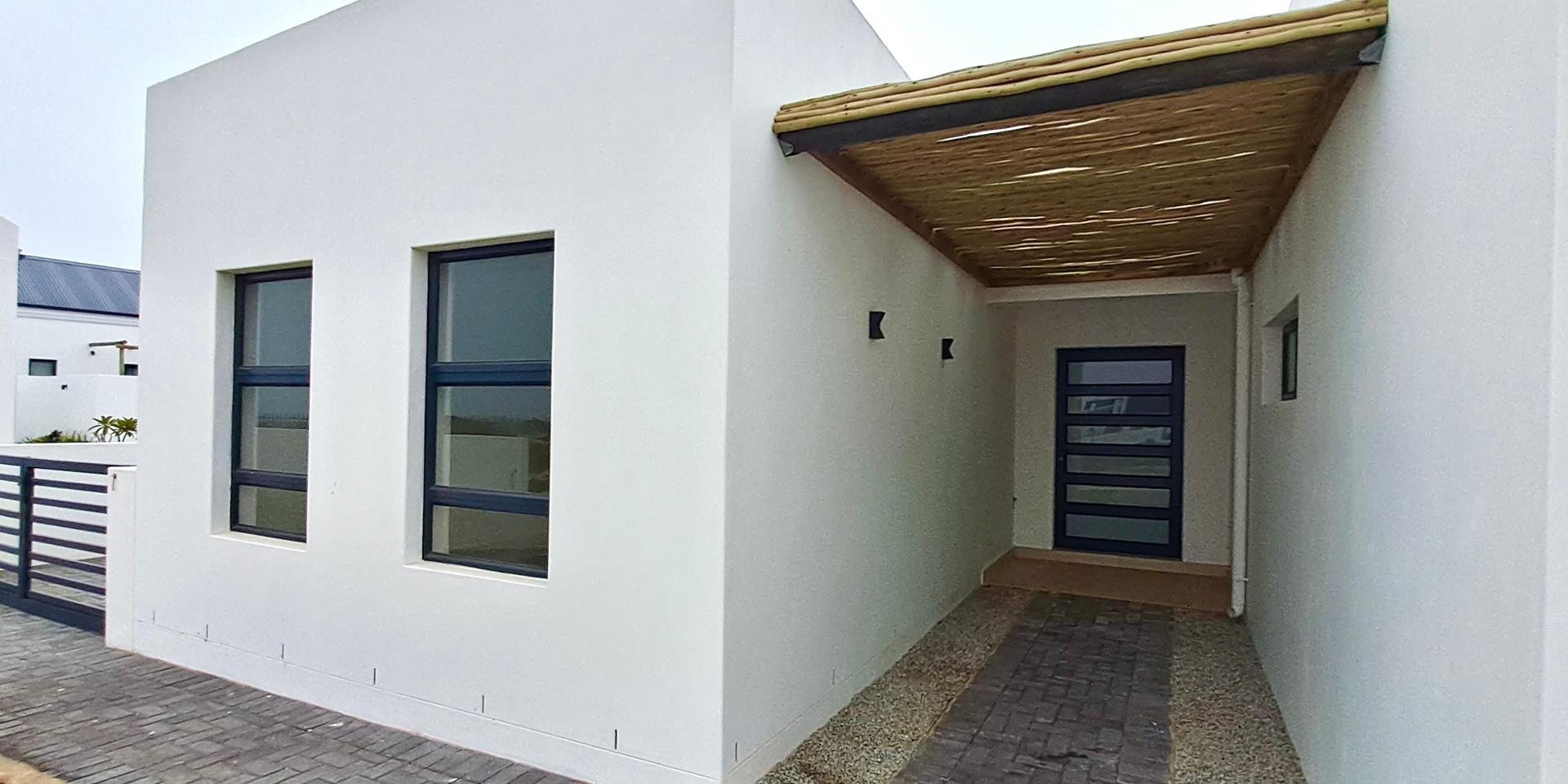 Image 4 of 6