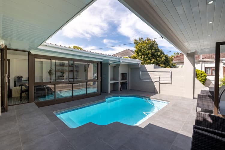 Main property image