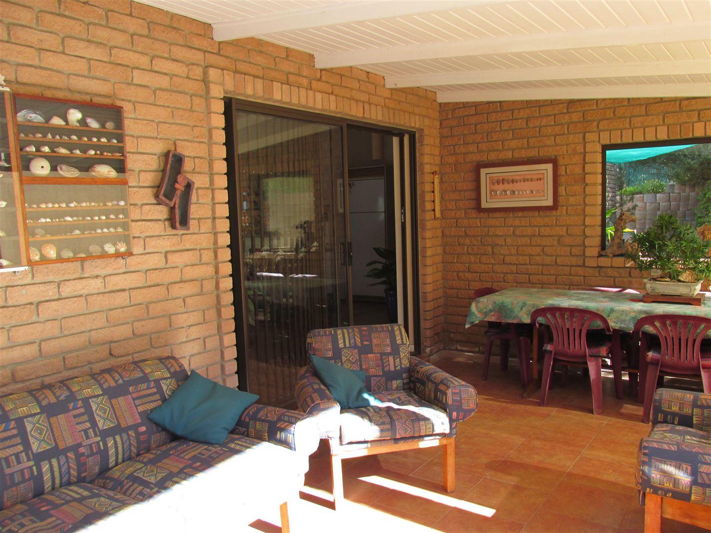Image 5 of 6