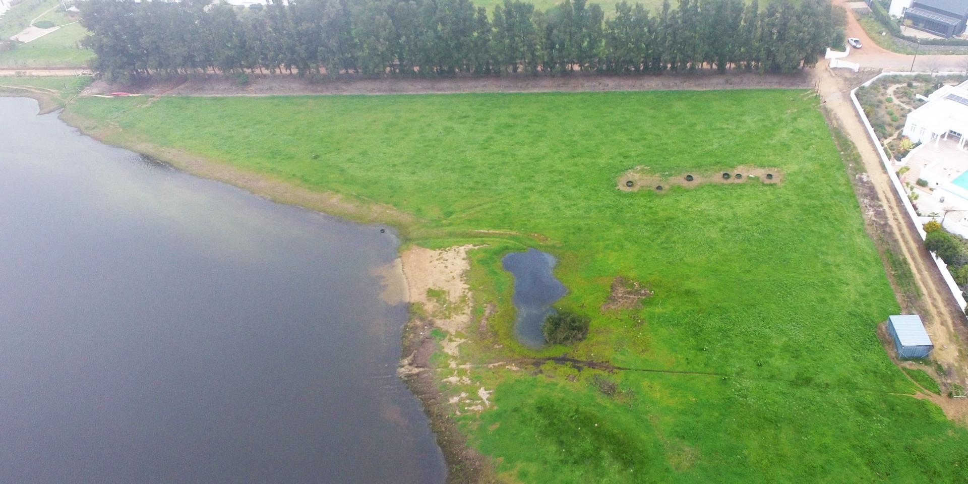 Image 4 of 6