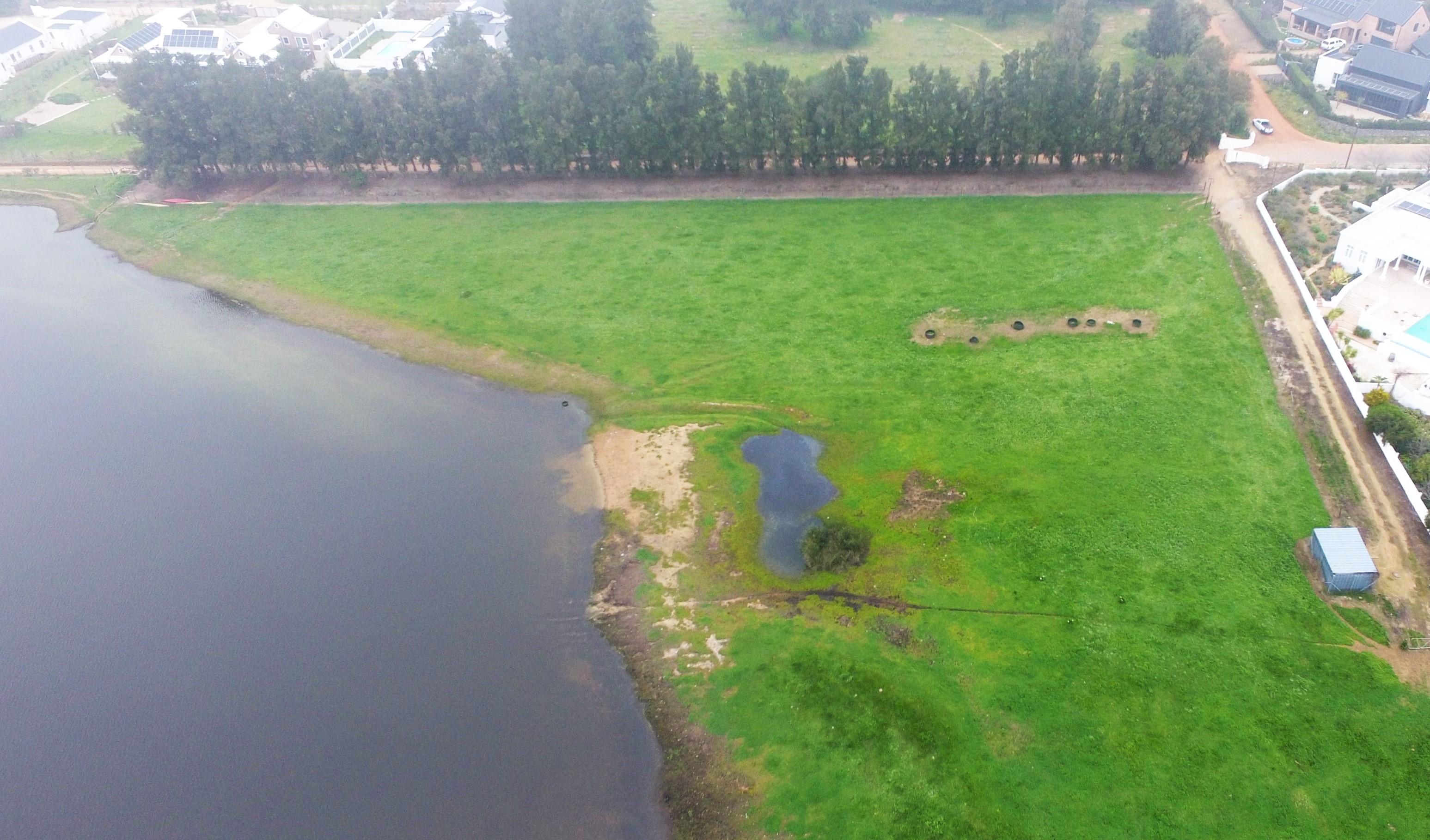 Image 4 of 6
