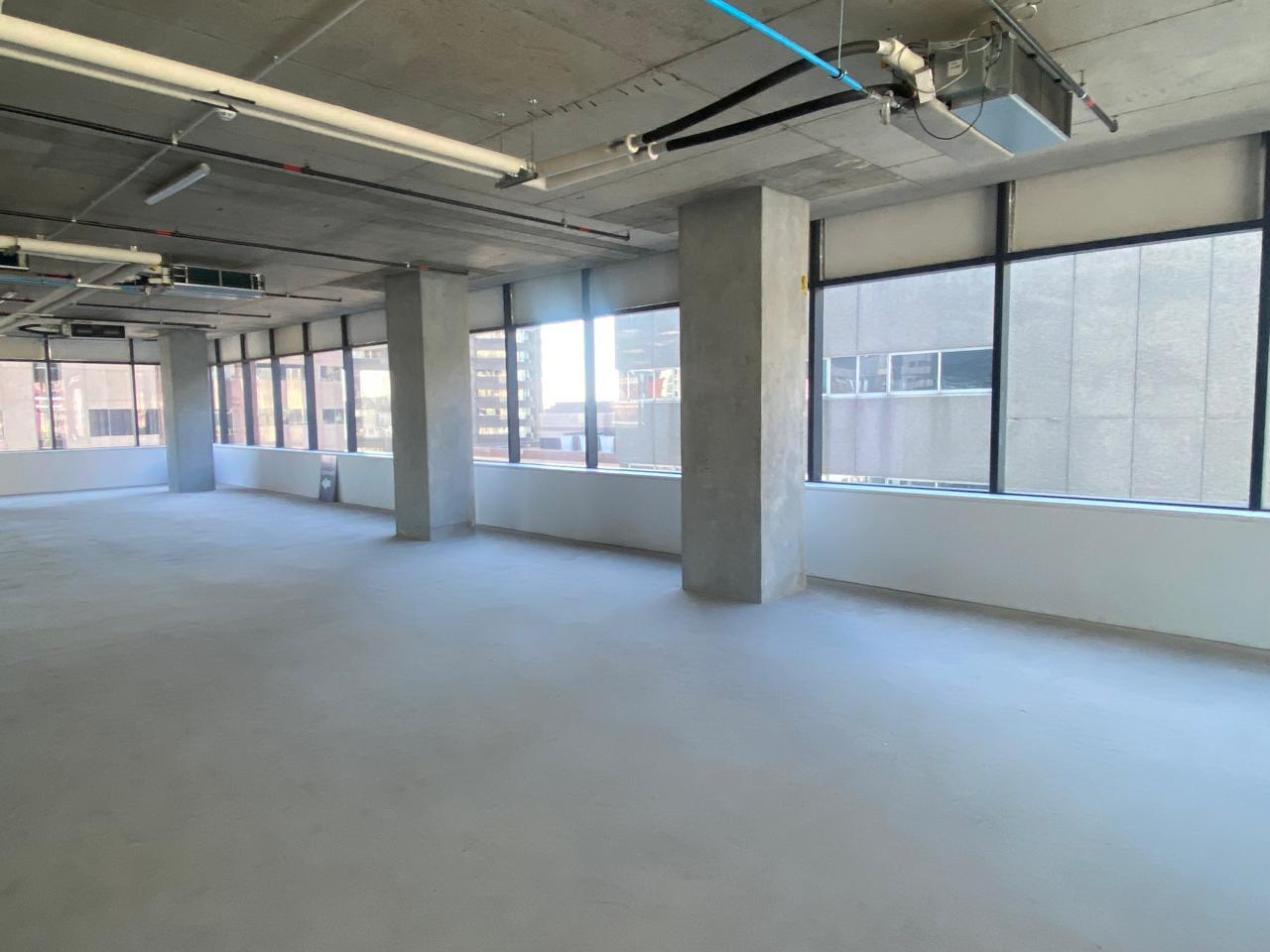 Image 4 of 6