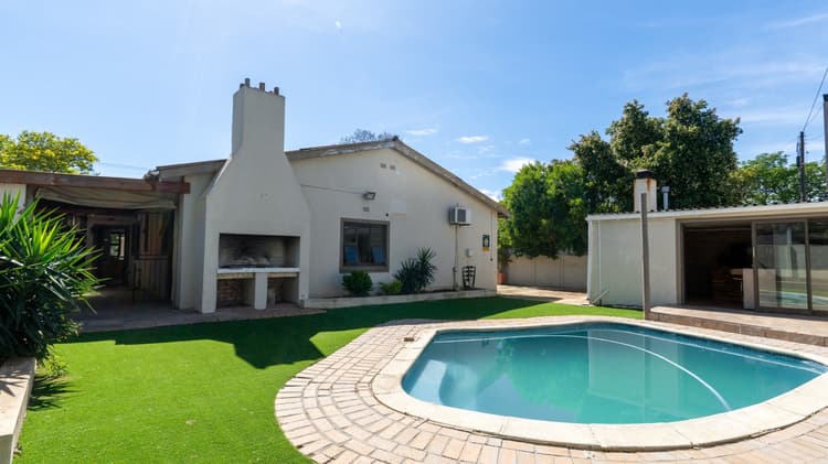 Main property image